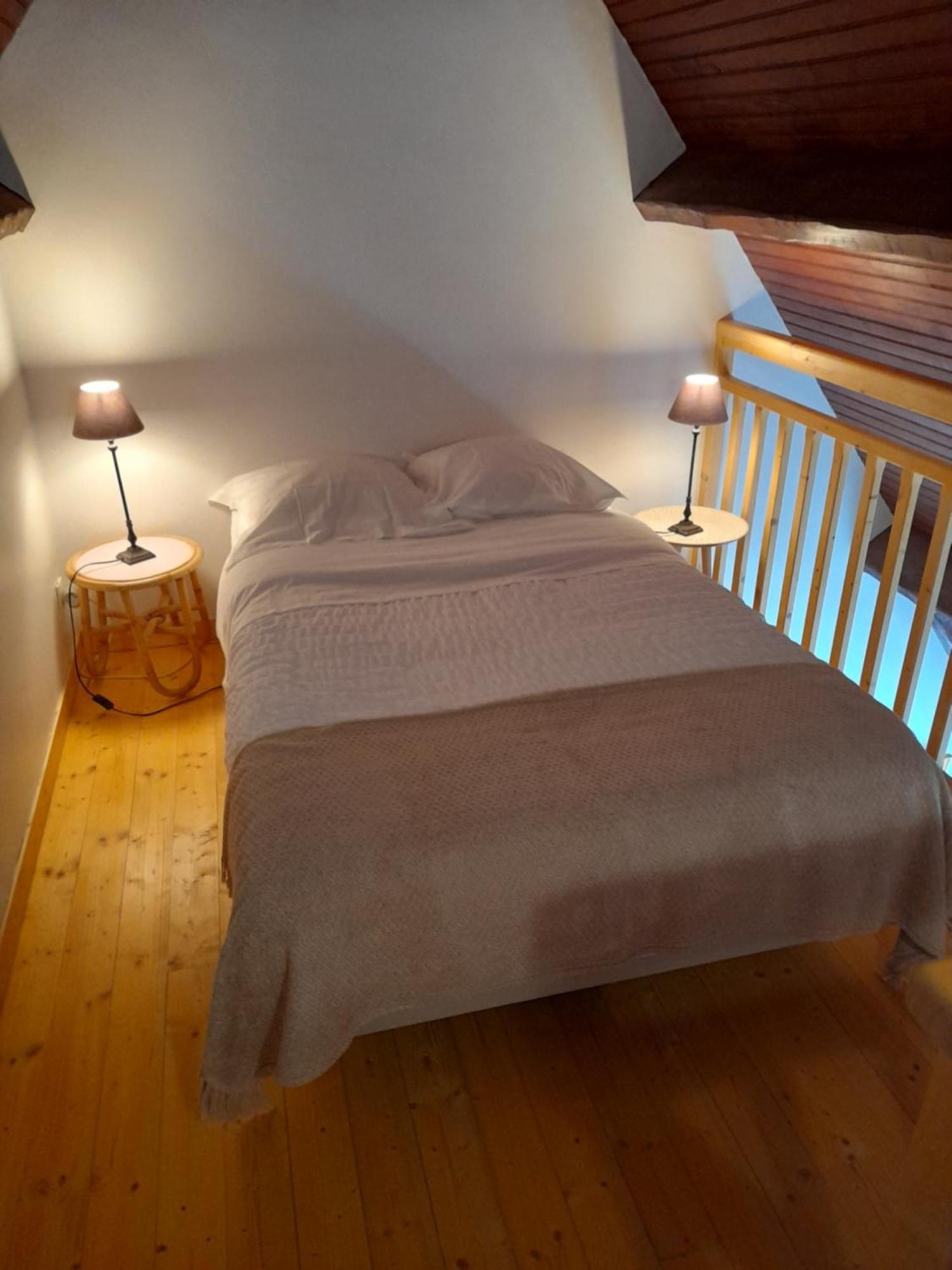 Bed And Breakfast Saultchevreuil, Au Mont Saint Michel Villedieu-les-Poëles Esterno foto