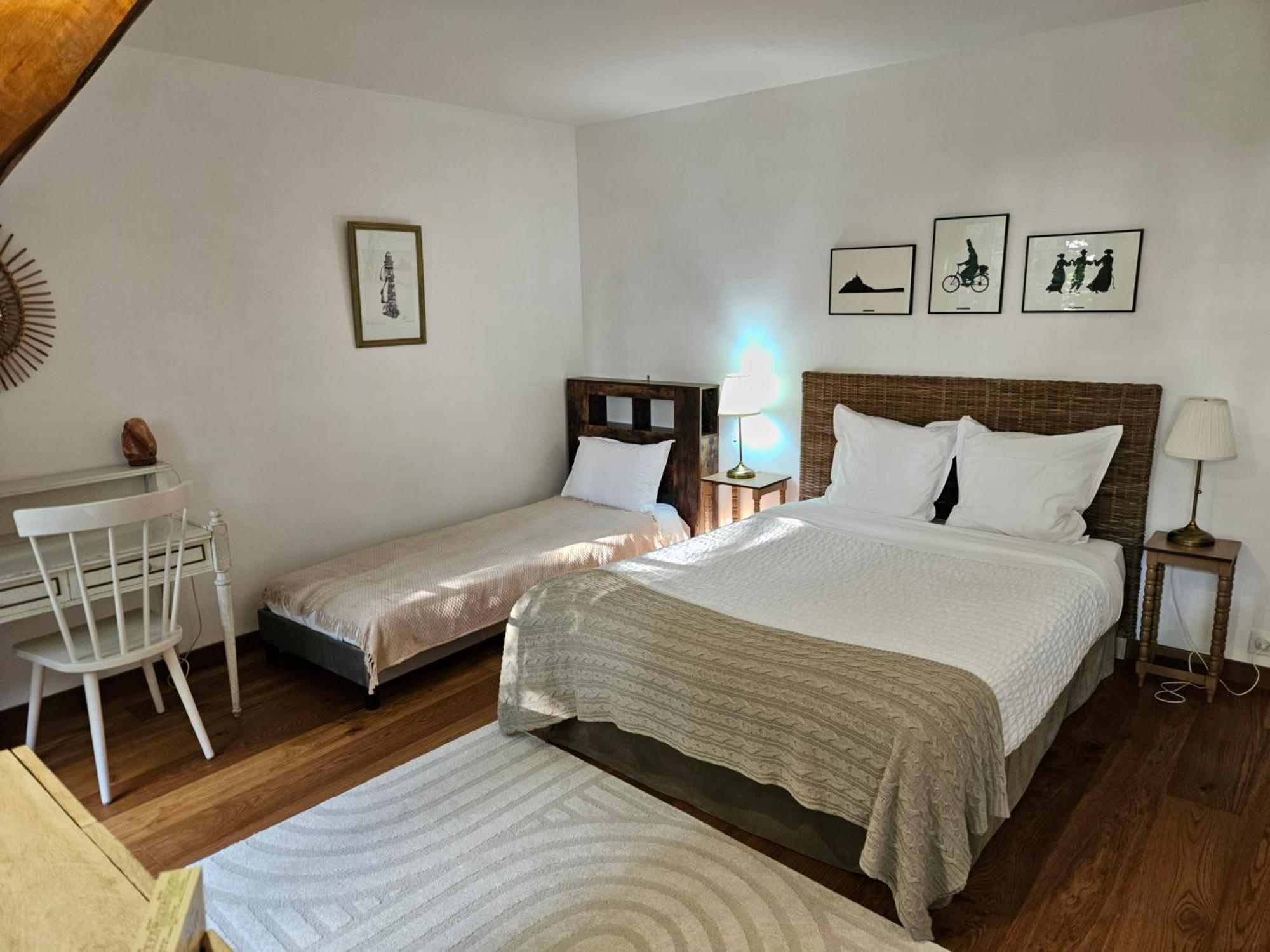 Bed And Breakfast Saultchevreuil, Au Mont Saint Michel Villedieu-les-Poëles Esterno foto